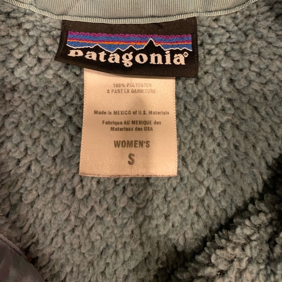 Women’s pategonia sweater. - Picture 2 of 2